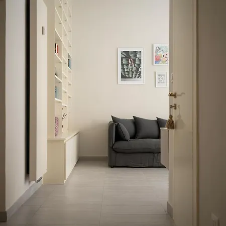 Santa Tecla Living Carnaghi 14 Lägenhet